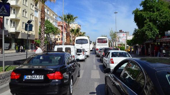 Çanakkale'de Trafik Yoğunluğuna 