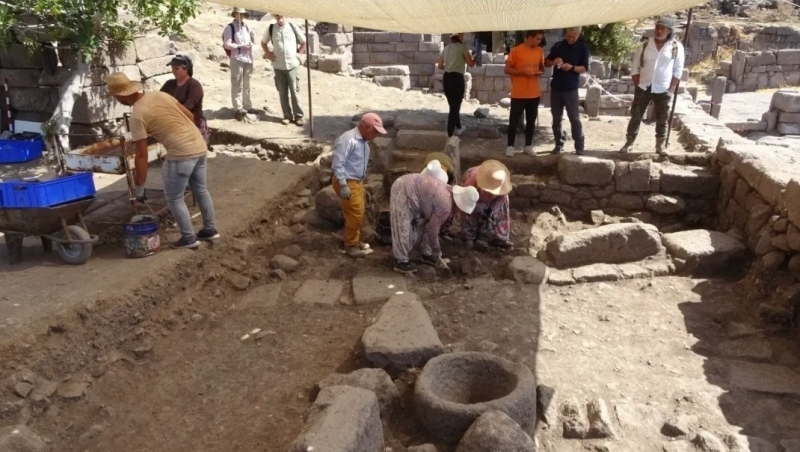 Ana Tanrıçasının 1700 Yıllık Yüzüğü Assos'ta Bulundu