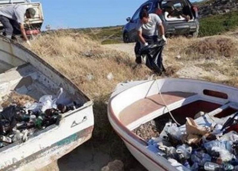 Bozcaada'da Tatilcilere 'Çöp' Çağrısı