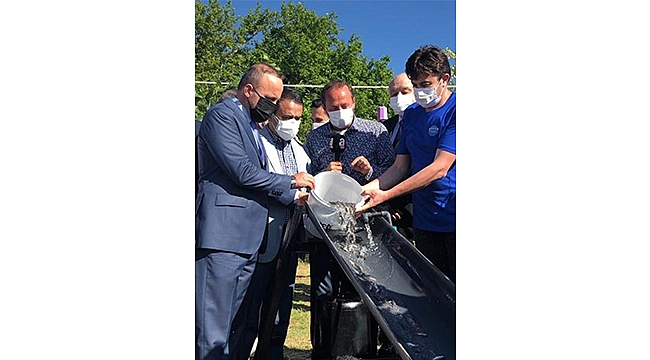 Yavru Balıklar Törenle Çanakkale Boğazı’na Bırakıldı