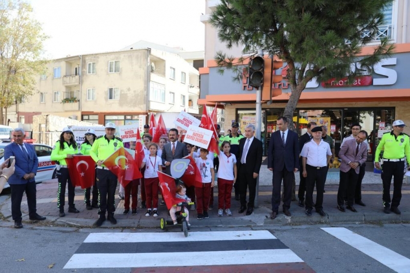 Yayalara Öncelik Duruşu, ‘HAYATA SAYGI DURUŞU’