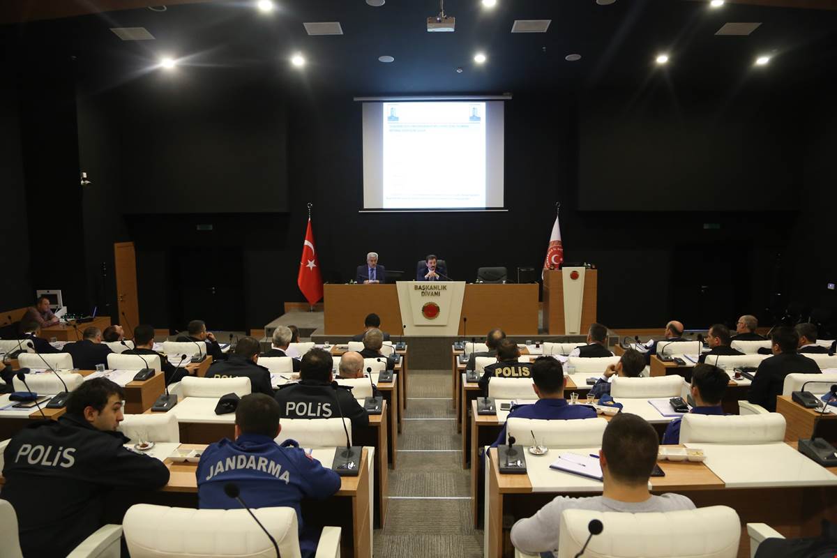 Çanakkale'de Seçim Güvenliği Toplantısı Yapıldı