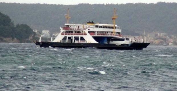 Çanakkale’de Feribot Seferleri İptal Edildi