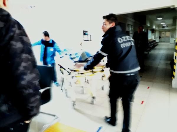 Yaşlı Adam Yolunu Kaybedince Donarak Öldü