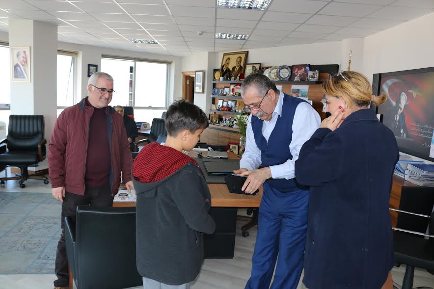 Babacanoğlu'ndan Pazar Esnafı Ziyaretleri