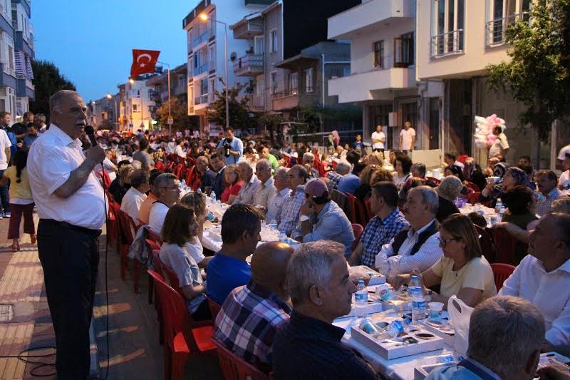 İsmetpaşa Mahalle Sakinleri İftar’da Bir Araya Geldi