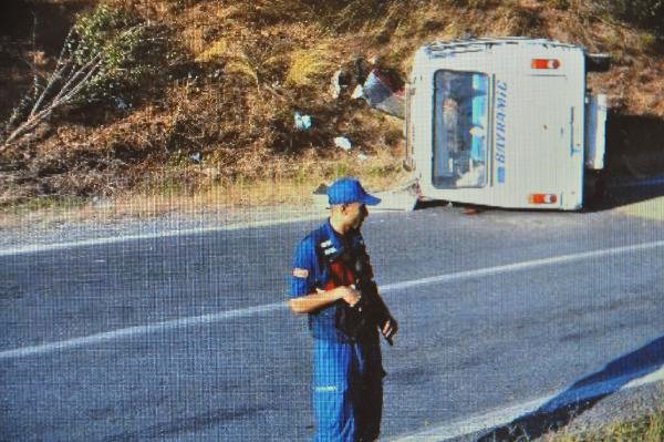 Tarım İşçilerini Taşıyan Minibüs Devrildi: 3'ü Çocuk 12 Yaralı