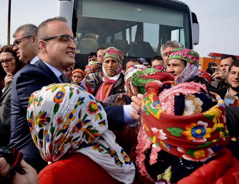 Turan “200 Konteyner Ev Daha Gönderilecek”