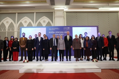 Aile ve Sosyal Hizmetler Bakanlığının 'Dijital Dünyada Çocuk Çalıştayı'nın raporu tamamlandı