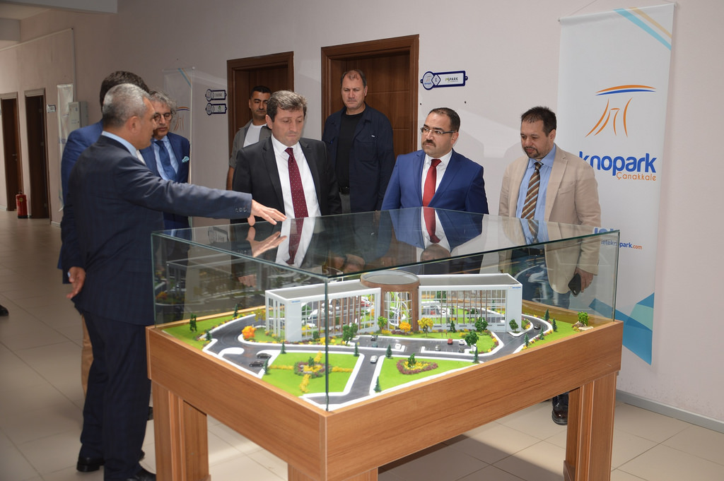 Vali Orhan TAVLI, Teknopark’ta İncelemelerde Bulundu