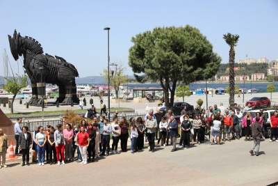 Çanakkale Valiliğinde Deprem Anı ve Tahliye Tatbikatı Yapıldı