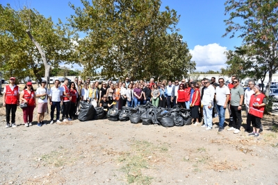 Dünya Temizlik Günü Kapsamında Çevre Temizliği Yapıldı