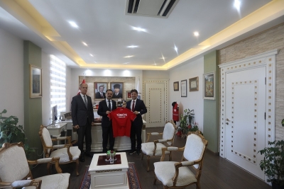 Türkiye Cimnastik Federasyonu Başkanı, Vali  Aktaş’ı Ziyaret Etti
