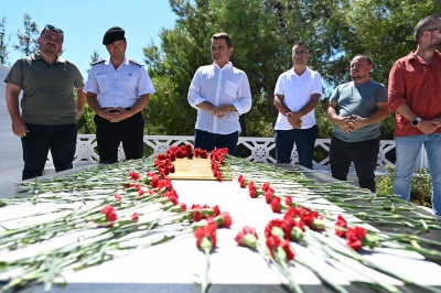 YARBAY HÜSEYİN AVNİ BEY MEZARI BAŞINDA ANILDI